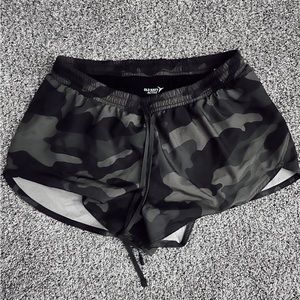 OLD NAVY Camo Active Shorts, Size S